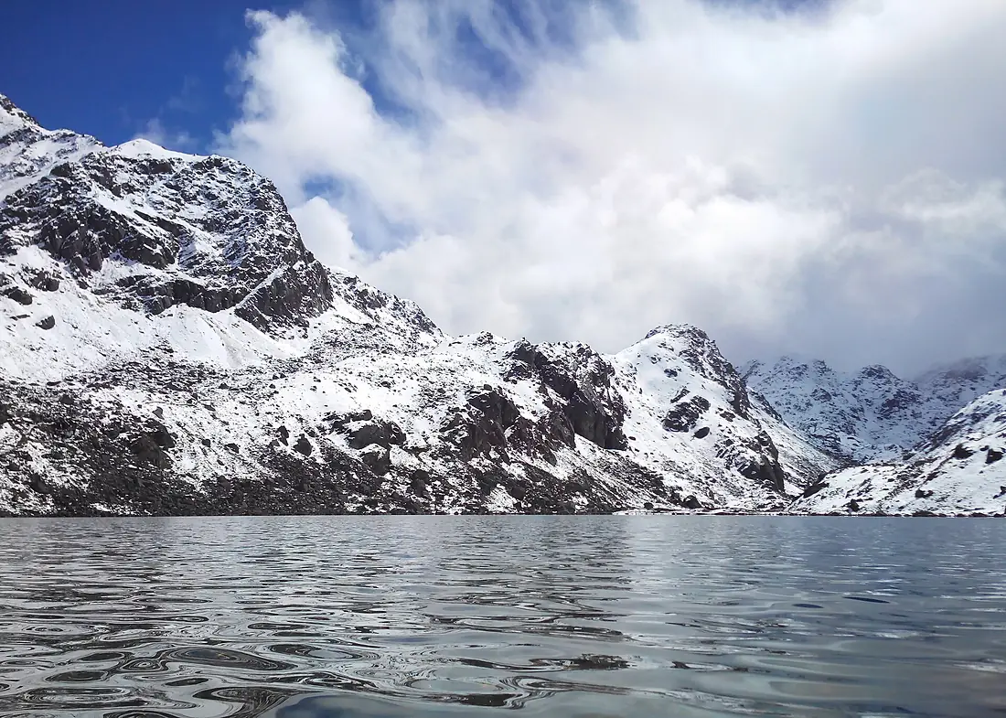 Clouds over the sacred lake Gosaikunda