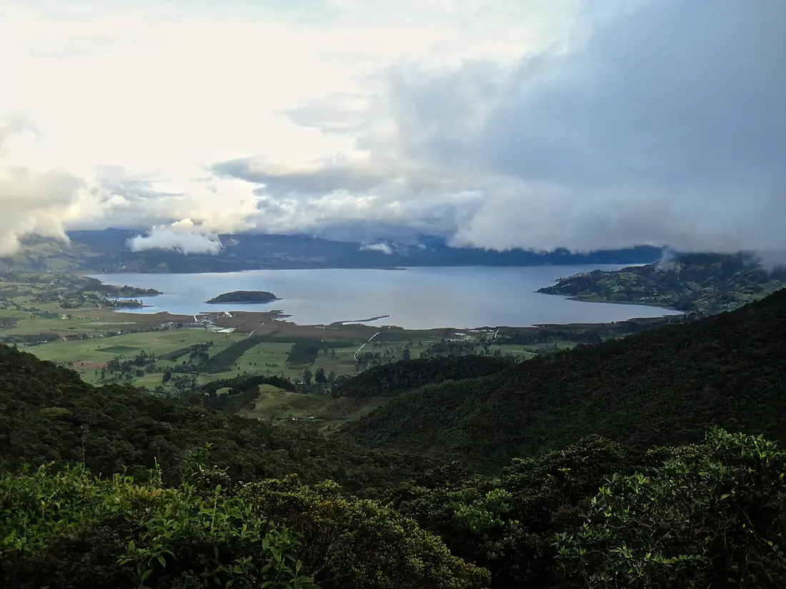 Laguna de la Cocha (Tomada desde el mirador)