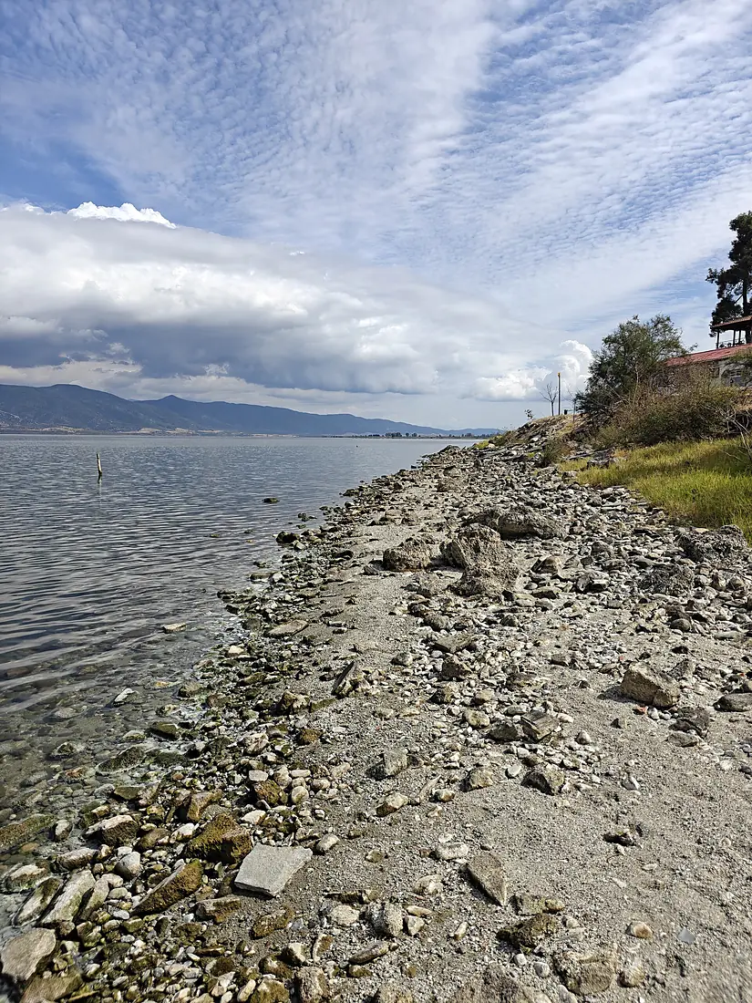 Lake Volvi 03
