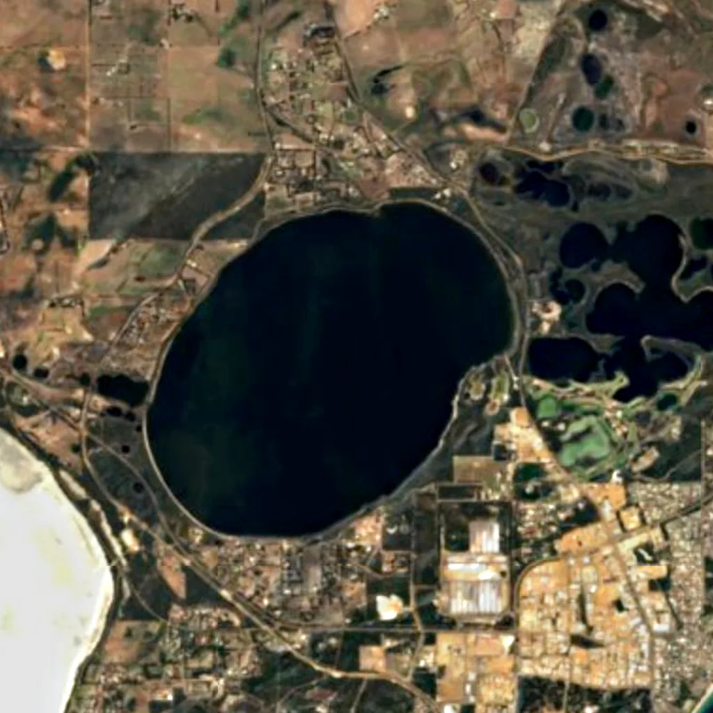 Lake Warden seen from above (Sentinel-2)