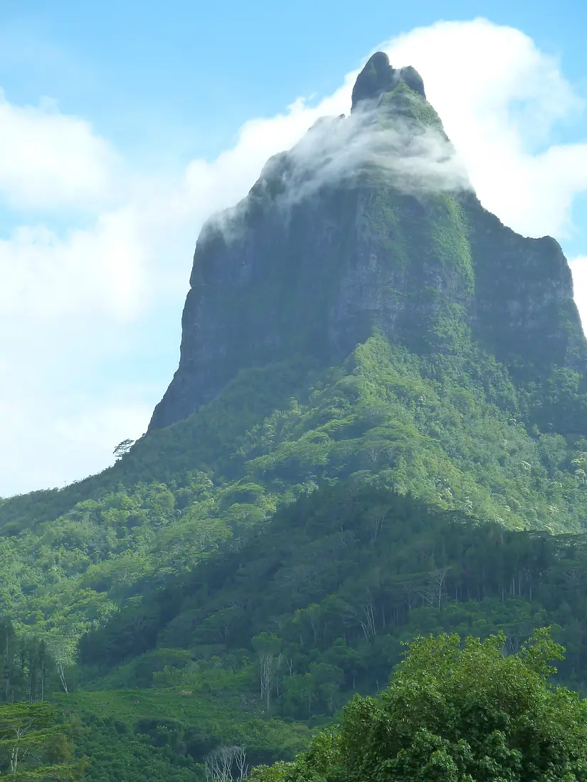 Mt Tohivea, Moorea French Polynesia, December, 2011