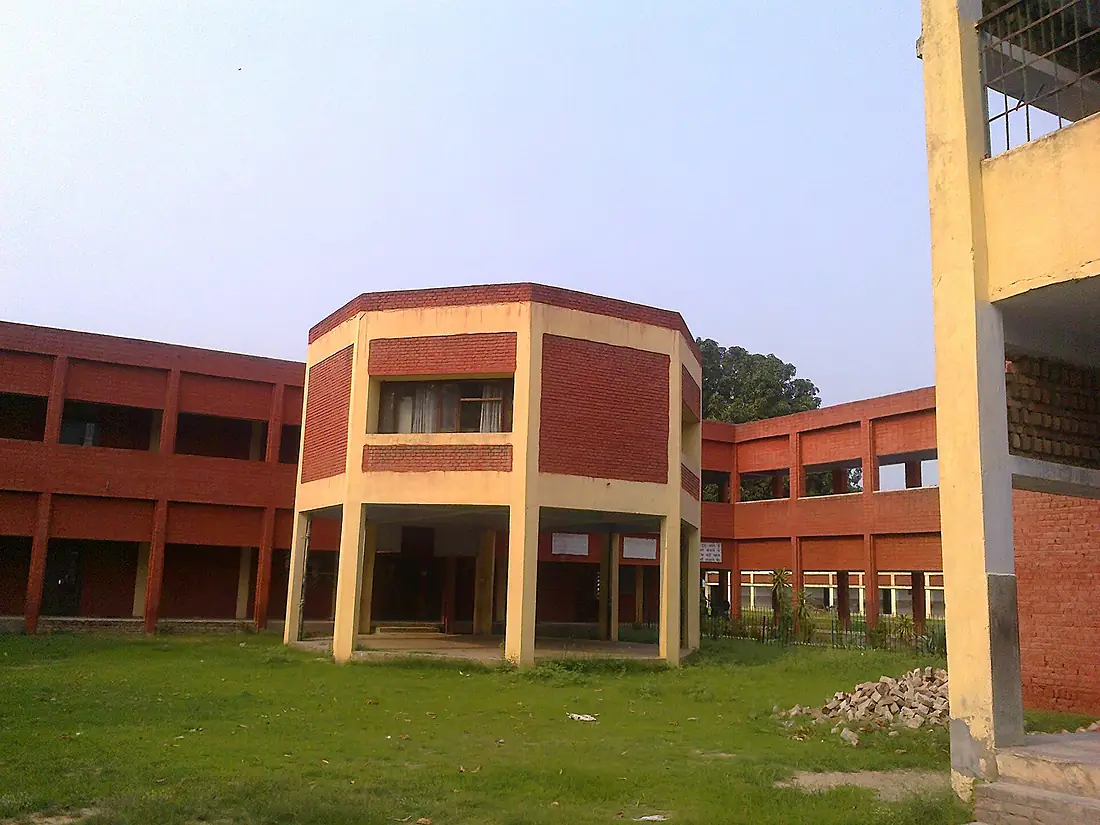 School Library - panoramio