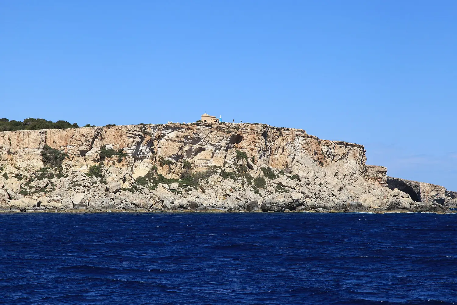 Malta - Mellieha-Marfa + Mellieha Bay (Keppel) 03 ies