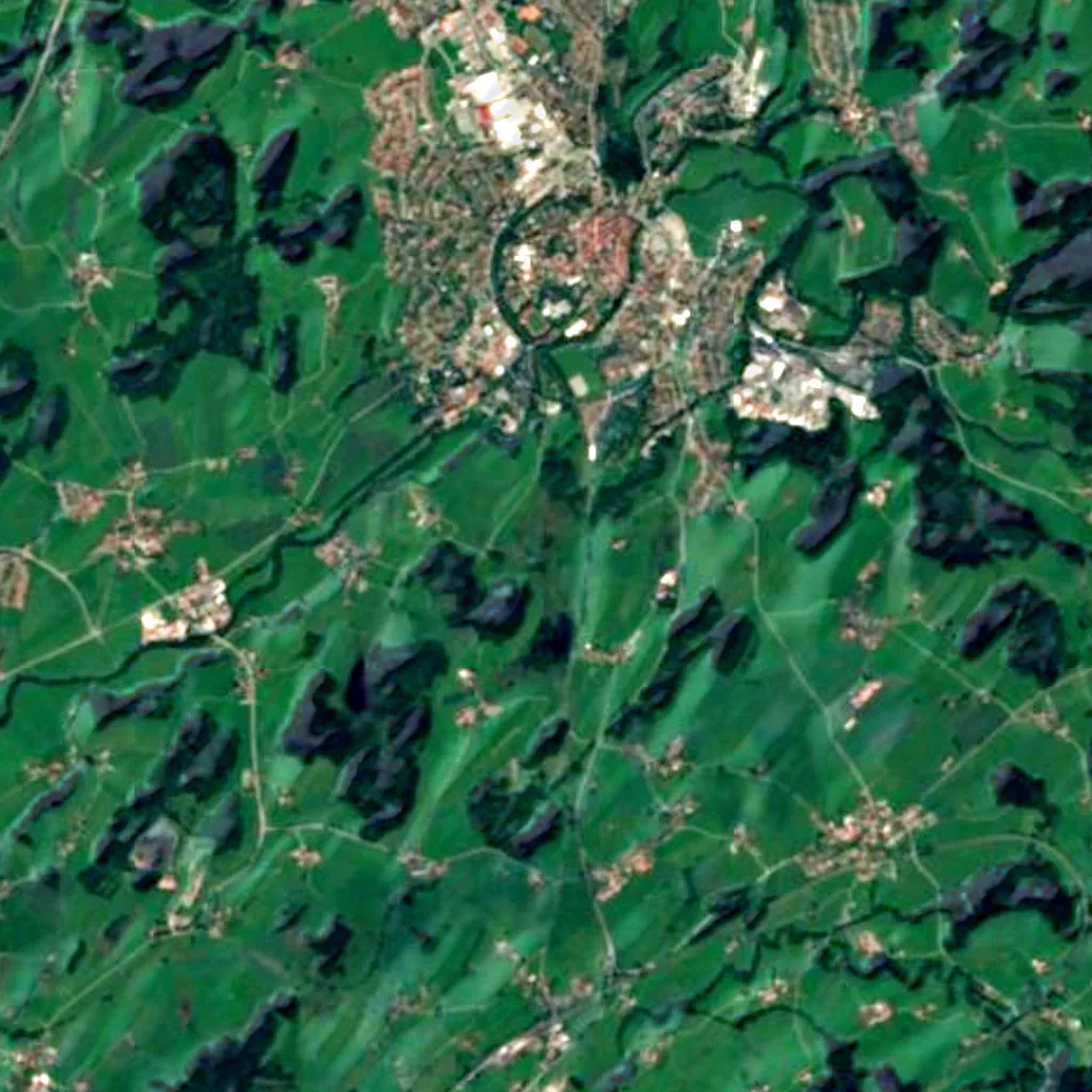 Schwarzensee und Kolbenmoos seen from above (Sentinel-2)