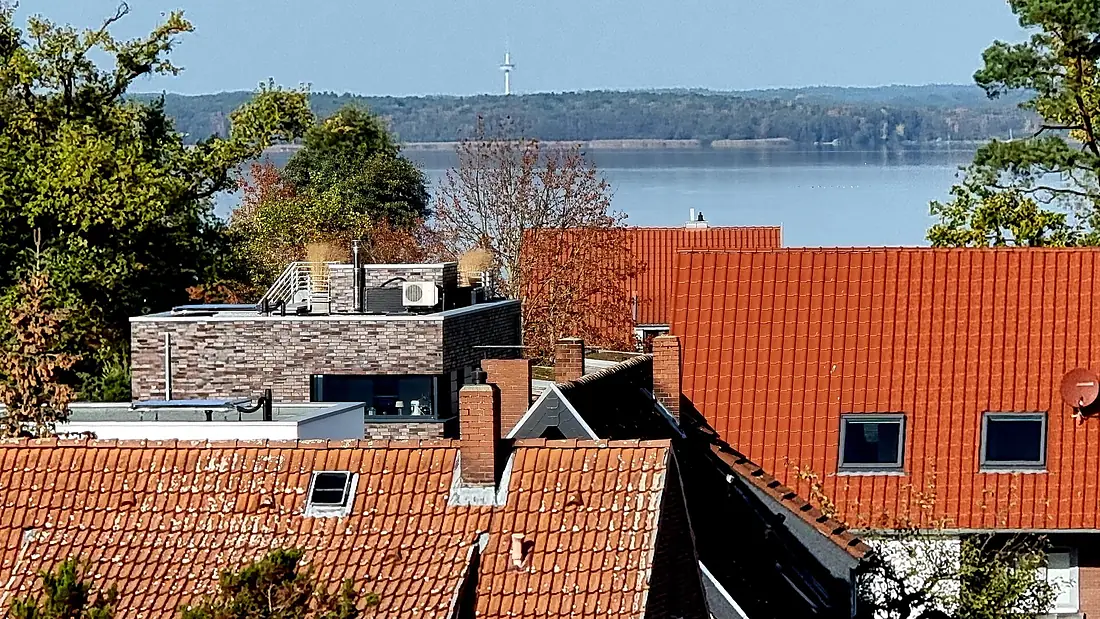 2022-10-30 Aussichtplatform Leinenfabrik Steinhude, Blick Richtung Mardorf